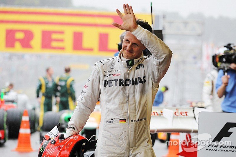 f1-brazilian-gp-2012-michael-schumacher-mercedes-amg-f1-says-goodbye-to-f1-in-parc-ferme