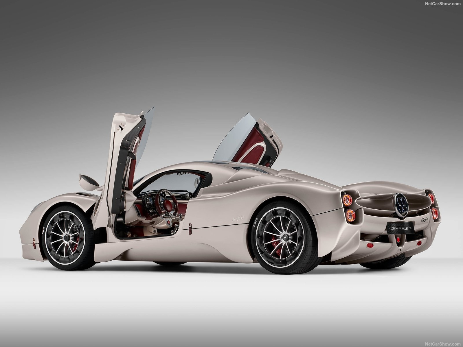 Pagani-Utopia-2023-1600-08