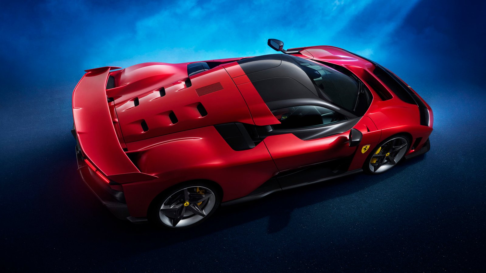 New_Ferrari_Supercar_media_-7