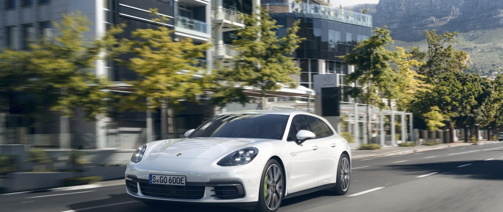 Panamera 4 E-Hybrid Sport Turismo